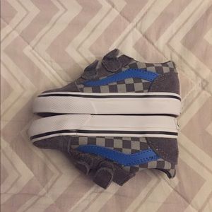 Toddler size 5.5 Vans